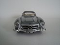 1:18 Bburago Mercedes Benz 300 SL  Grey Metallic. Uploaded by Francisco